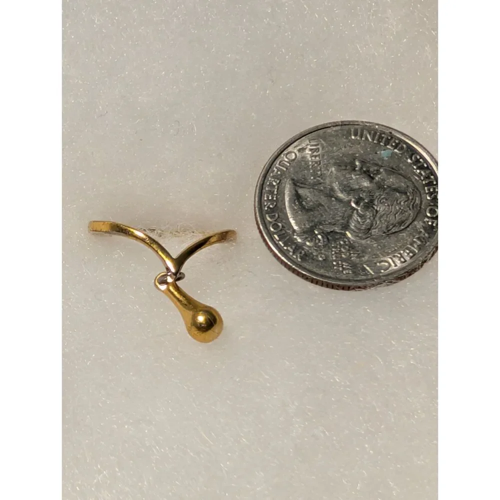 Vintage Avon Dangling Raindrop Charm Gold Tone Ring Size 6